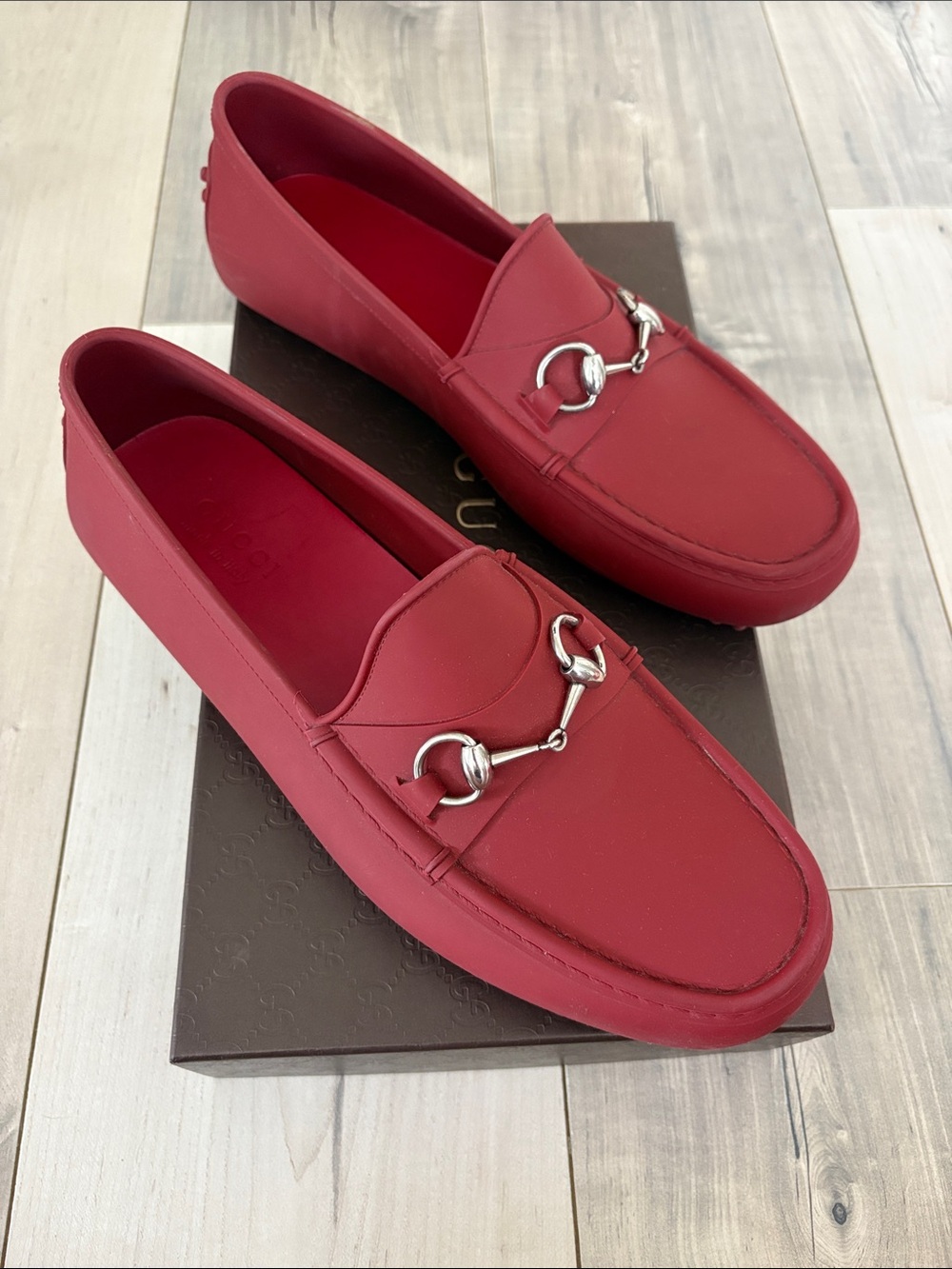 Gucci Rosso Men's Red Boat Loafers